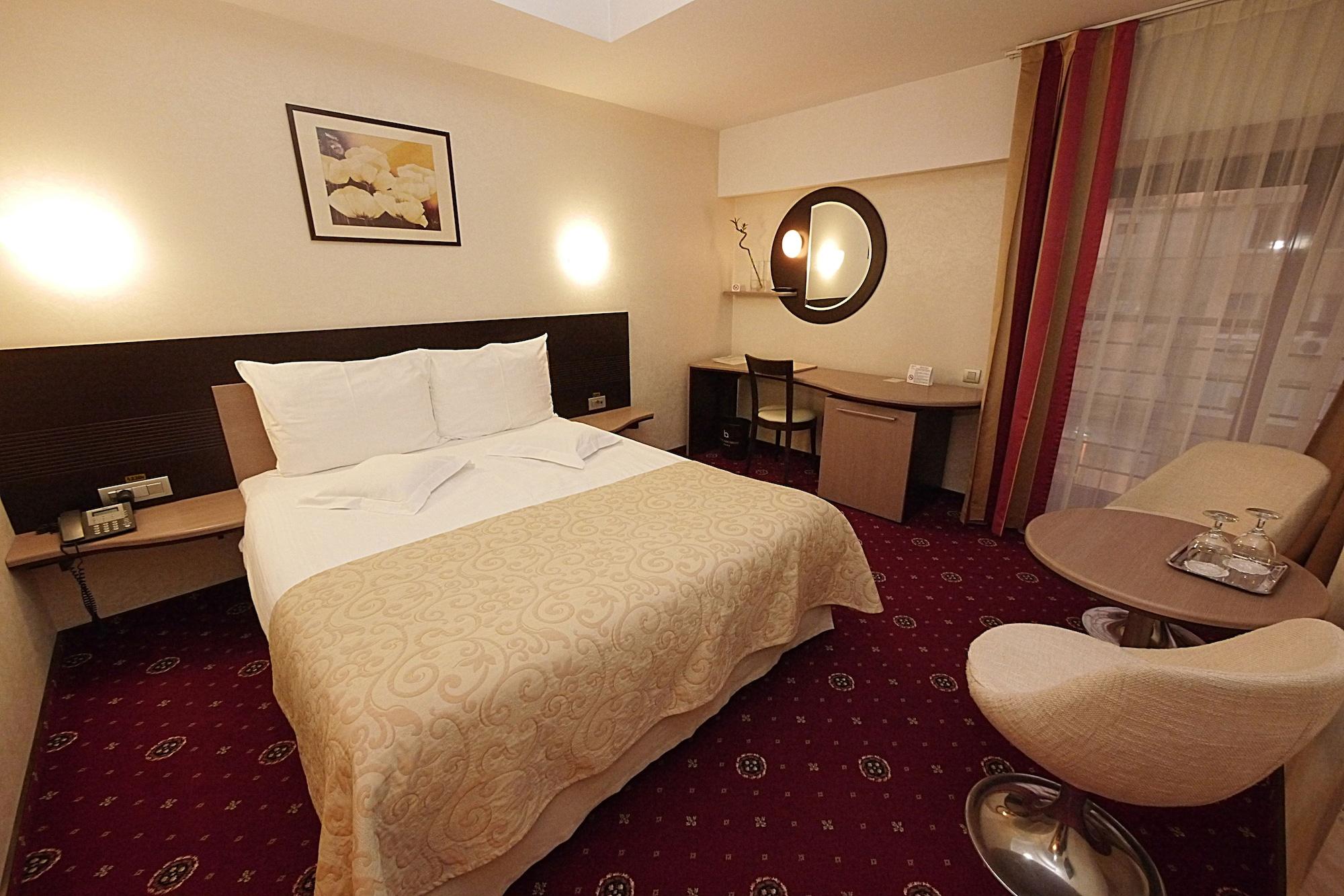 Hotel Berthelot Bucarest Exterior foto