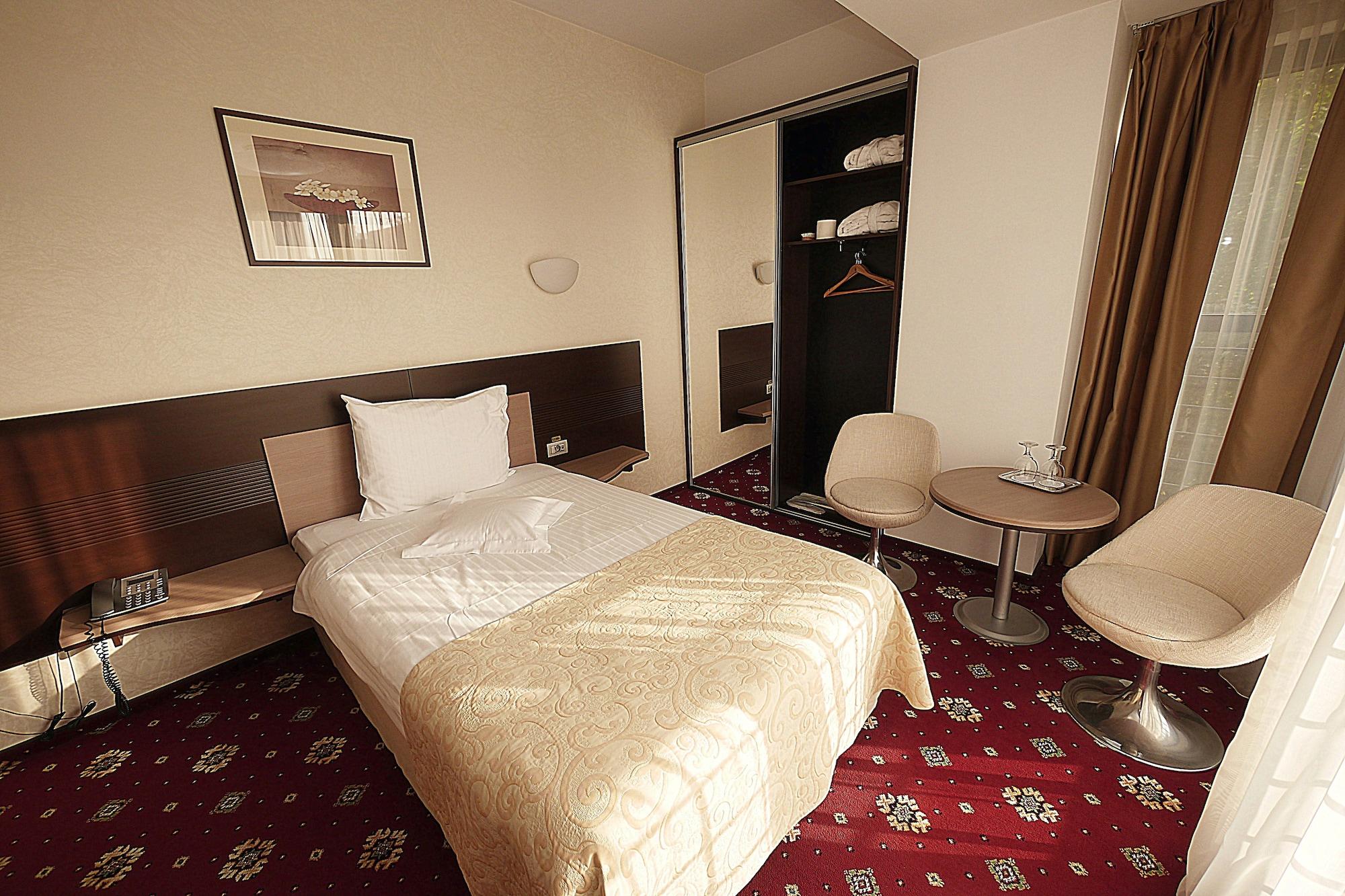 Hotel Berthelot Bucarest Exterior foto